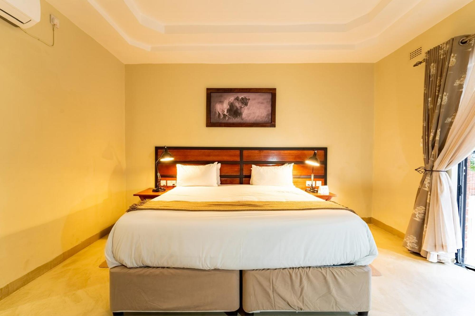The Shrub Lodge Victoria Falls Zewnętrze zdjęcie